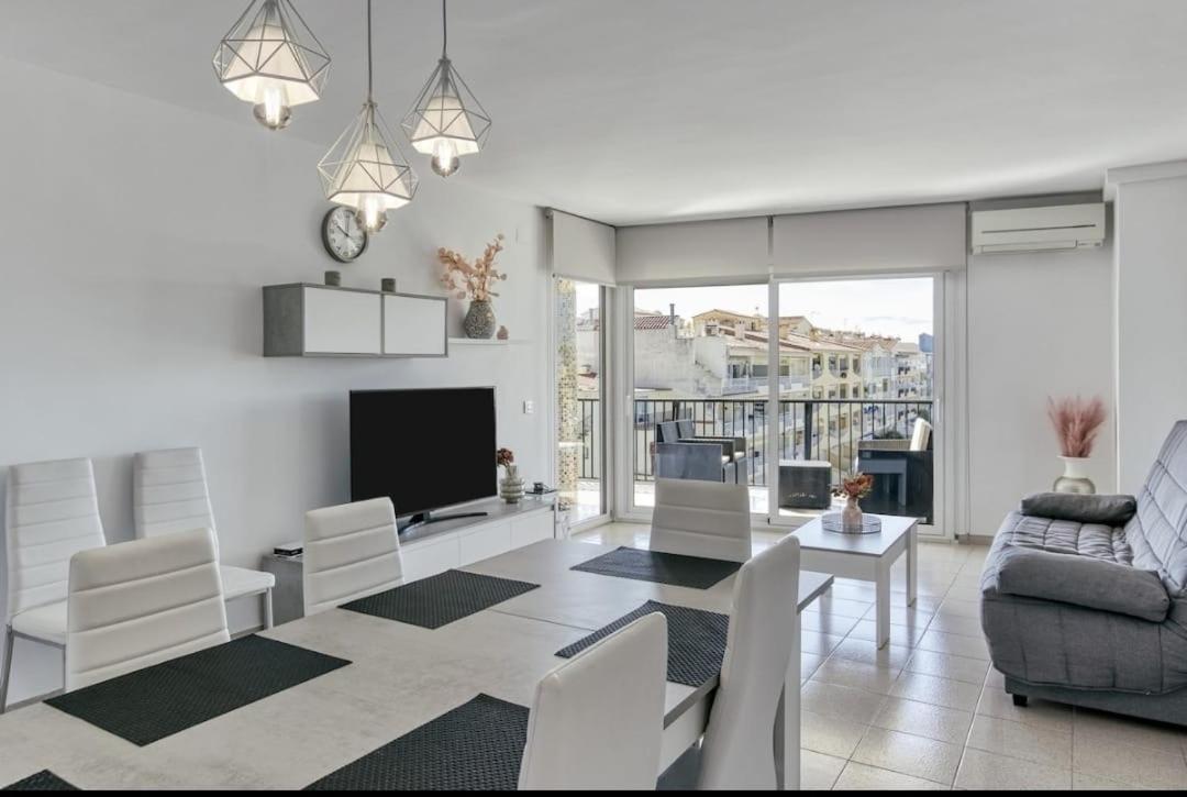 Apartamento Con Vistas A Mar Y Canal. Эмпуриабрава Экстерьер фото